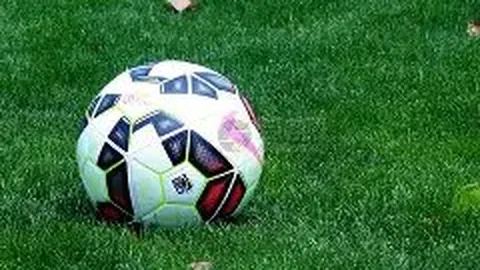 独家深度报道：追随热爱，体验苏超与黑白足球的双重人生